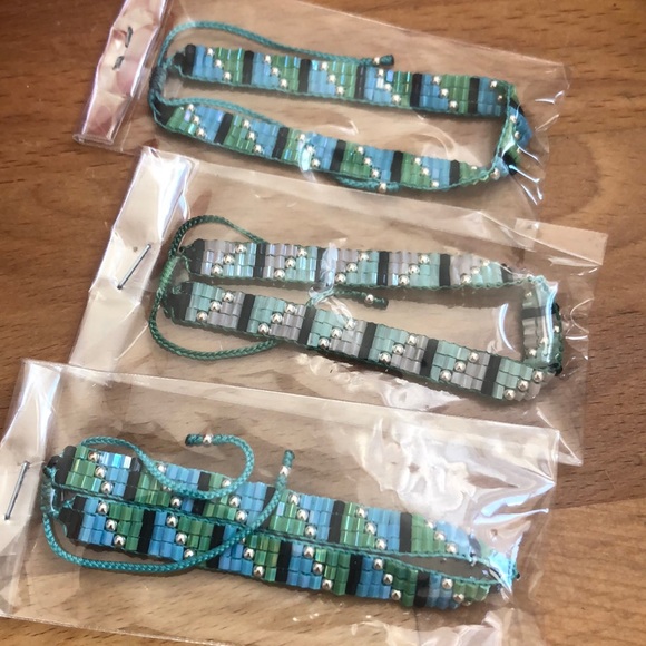 Set of three beaded friendship bracelet - Picture 2 of 2